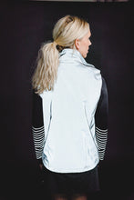 Load image into Gallery viewer, WOMEN&#39;S FULLY REFLECTIVE LIGHTWEIGHT VEST
